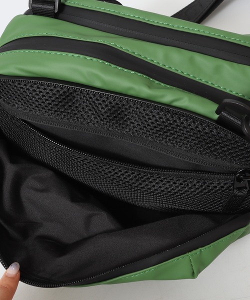 FUNALIVE（ファンアライブ）の「ABETTOR 3ポケット止水ファスナー仕様ミニショルダーBAG（ショルダーバッグ・メンズ・オレンジ/ベージュ/グリーン/ブラック・FREE）」の19枚目の写真