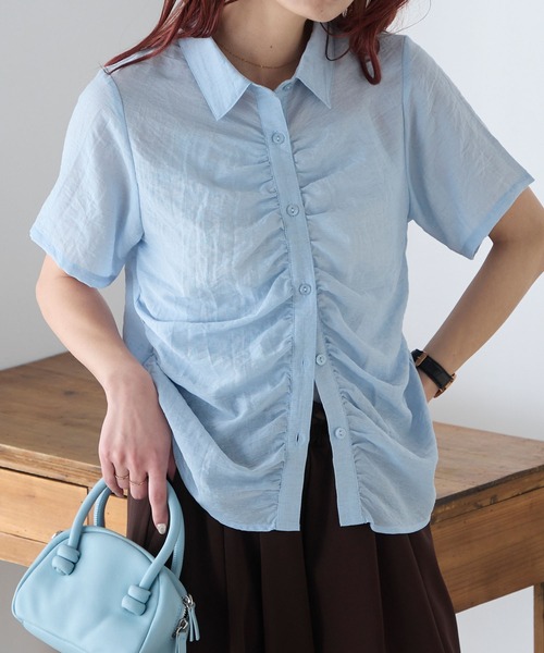 BONLECILL(ボンルシール)の「リネンブレンドギャザー半袖シャツ(シャツ/ブラウス・レディース・チャコールグレー/アイボリー/ブルー/ピンク/ベージュ・FREE)」の4枚目の写真