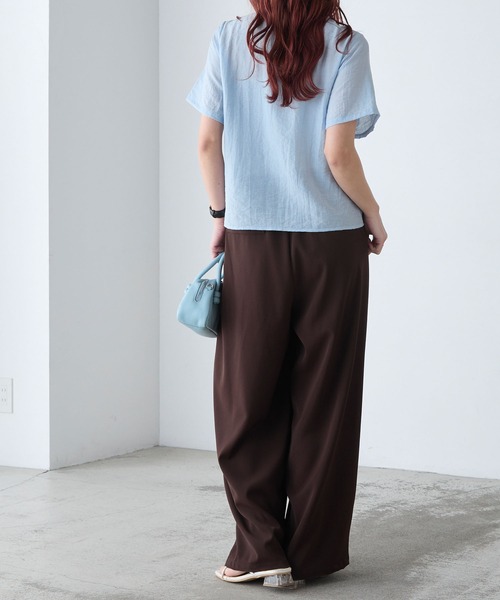 BONLECILL(ボンルシール)の「リネンブレンドギャザー半袖シャツ(シャツ/ブラウス・レディース・チャコールグレー/アイボリー/ブルー/ピンク/ベージュ・FREE)」の14枚目の写真