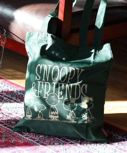 SNOOPY(スヌーピー)の「SNOOPY スヌーピー ロゴカラートートバッグ(トートバッグ・レディース・アイボリー/ネイビー/ブラウン/グリーン/ブルー・FREE)」の3枚目の写真