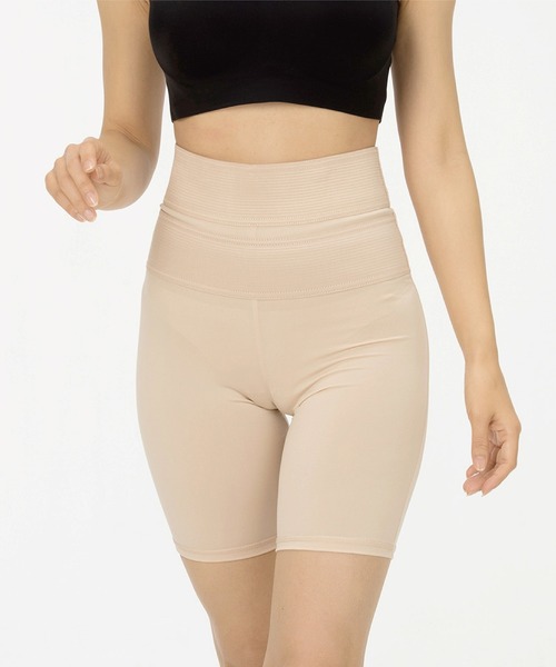 Honeys（ハニーズ）の「履くだけでお腹シュッとレギンス３分丈（レギンス/スパッツ・レディース・ベージュ/ブラック・L/LL/M）」の4枚目の写真