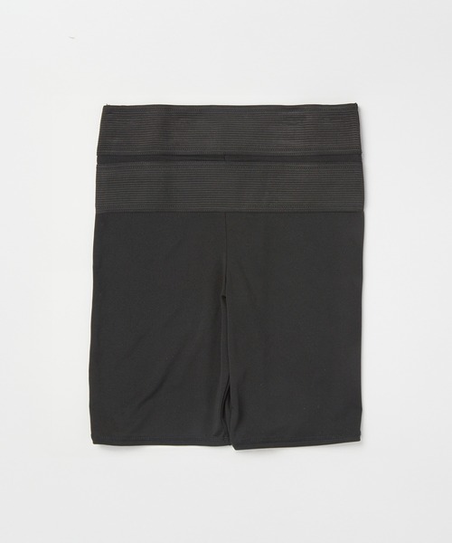 Honeys（ハニーズ）の「履くだけでお腹シュッとレギンス３分丈（レギンス/スパッツ・レディース・ベージュ/ブラック・L/LL/M）」の7枚目の写真