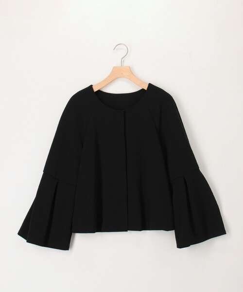 NOLLEY’S（ノーリーズ）の「カットジョーゼットノーカラーブルゾン（ブルゾン・レディース・ベージュ/ブラック・38）」の2枚目の写真