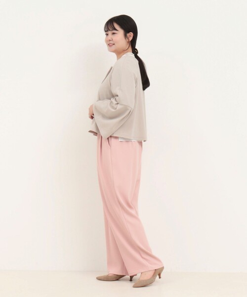 NOLLEY’S（ノーリーズ）の「カットジョーゼットノーカラーブルゾン（ブルゾン・レディース・ベージュ/ブラック・38）」の5枚目の写真