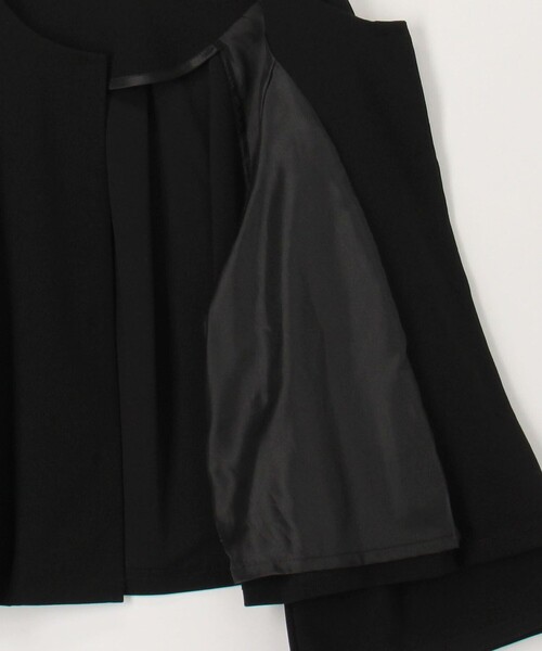 NOLLEY’S（ノーリーズ）の「カットジョーゼットノーカラーブルゾン（ブルゾン・レディース・ベージュ/ブラック・38）」の12枚目の写真