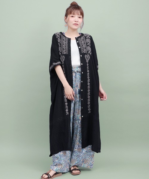 チチカカ（チチカカ）の「Rico ボタニカルハンド刺繍ワンピース（ワンピース・レディース・ブラック/ナチュラル/ライトグリーン・FREE）」の4枚目の写真
