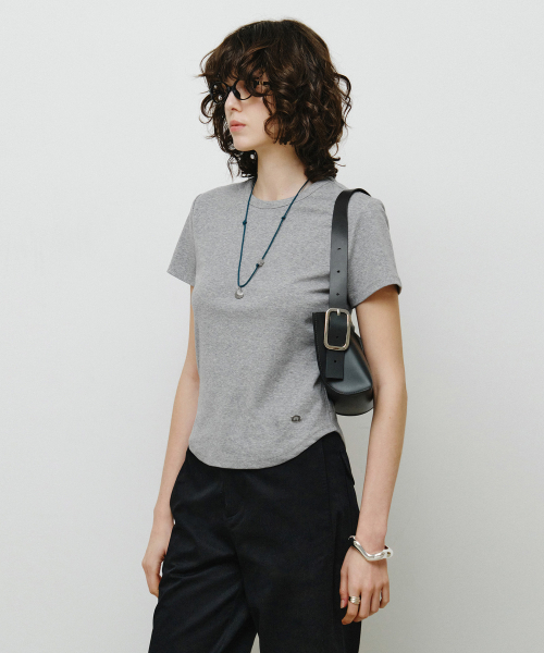 MONGDOL(モンドル)の「エッセンシャルラウンドネック半袖Tシャツ MDTS073_10 Colors(Tシャツ/カットソー・レディース・チャコールグレー/ホワイト/ブラック/ブラウン/ブルー/グリーン/レッド/ライトグレー/ネイビー/ライトピンク・SMALL/MEDIUM)」の18枚目の写真