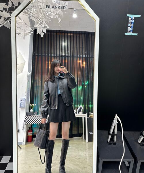 MAC MOC(マックモック)の「フィリップ チャンキーボールドソール ロングブーツ ワーカー 4cm(ブーツ・レディース・ブラック・22.5cm/23cm/24cm/24.5cm/25cm/23.5cm)」の5枚目の写真