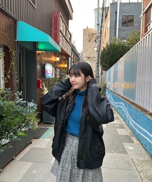 MAC MOC(マックモック)の「フィリップ チャンキーボールドソール ロングブーツ ワーカー 4cm(ブーツ・レディース・ブラック・22.5cm/23cm/24cm/24.5cm/25cm/23.5cm)」の8枚目の写真