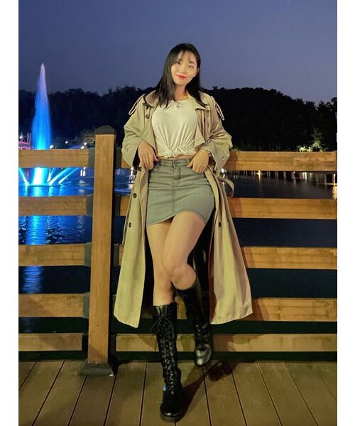 MAC MOC(マックモック)の「フィリップ チャンキーボールドソール ロングブーツ ワーカー 4cm(ブーツ・レディース・ブラック・22.5cm/23cm/24cm/24.5cm/25cm/23.5cm)」の15枚目の写真