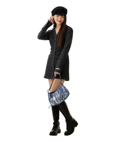 MAC MOC(マックモック)の「フィリップ チャンキーボールドソール ロングブーツ ワーカー 4cm(ブーツ・レディース・ブラック・22.5cm/23cm/24cm/24.5cm/25cm/23.5cm)」の21枚目の写真
