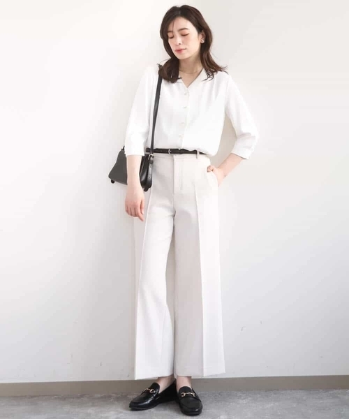 OFUON le MK(オフオンルエムケー)の「サテンジョーゼットVネックブラウス/接触冷感/UVカット/洗える/WEB限定サイズあり(シャツ/ブラウス・レディース・ホワイト/ピンク/ネイビー・40/38/36)」の10枚目の写真