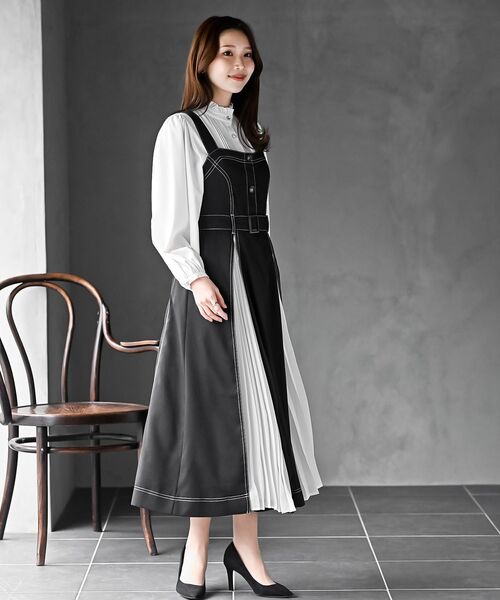 rps（アールピーエス）の「シフォンプリーツ切替ジャンスカ（ジャンパースカート・レディース・ネイビー/ブラック/ブルー・フリー）」の4枚目の写真