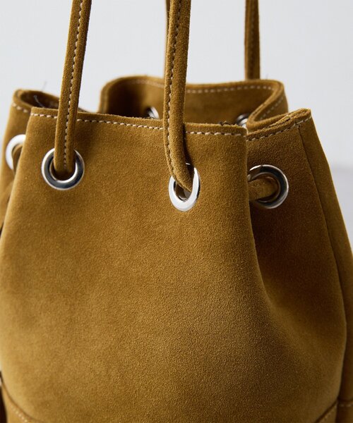 marco masi(マルコマージ)の「【MARCO MASI】スエードワッペン巾着(ショルダーバッグ・レディース・キャメル・FREE)」の5枚目の写真