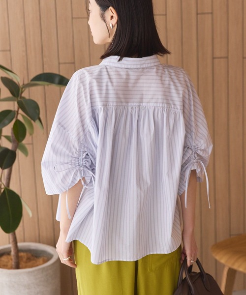 AMERICAN HOLIC(アメリカンホリック)の「【WEB限定】【接触冷感・UVカット】ギャザーリボンスリーブ半袖シャツ(シャツ/ブラウス・レディース・オフホワイト/サックスブルー/ストライプ・M/L)」の15枚目の写真
