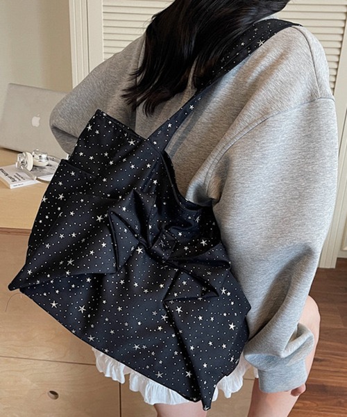 NANEA（ナネア）の「星柄ビッグリボントートバッグ（ショルダーバッグ・レディース・グレー/ブラック/レッド/ピンク・フリー）」の16枚目の写真
