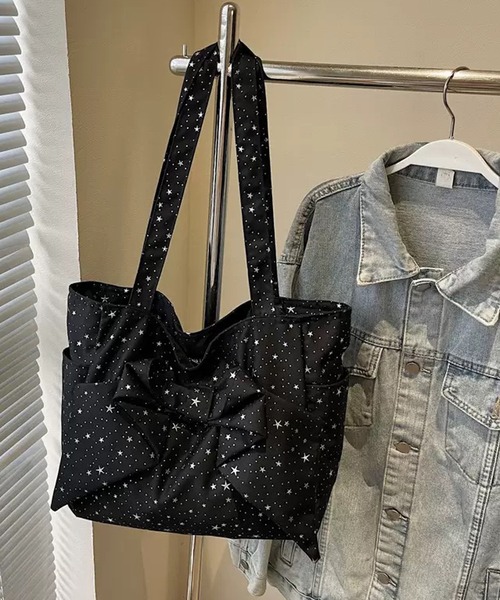 NANEA（ナネア）の「星柄ビッグリボントートバッグ（ショルダーバッグ・レディース・グレー/ブラック/レッド/ピンク・フリー）」の10枚目の写真