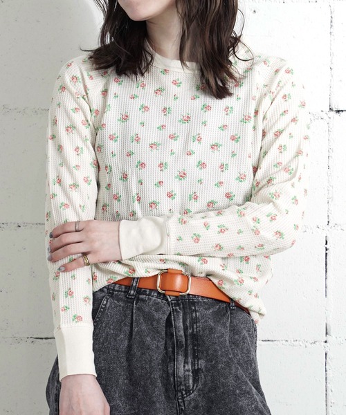 JEMORGAN(ジェーイーモーガン)の「"04"≪JEMORGAN≫パックT ワッフル 花柄 長袖Tシャツ(Tシャツ/カットソー・レディース・アイボリー系1/ブルー系2/ブルー系1/ピンク系1/グレー系2/アイボリー系2/ホワイト系2/ホワイト系1/ライラック系1/グレー系1/ブラック系1・FREE)」の11枚目の写真