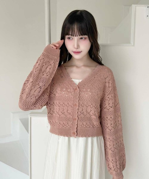 F i.n.t（フィント）の「フラワー釦透かし編みニットカーディガン（カーディガン/ボレロ・レディース・アイボリー/コーラルピンク/ブルー・FREE）」の3枚目の写真