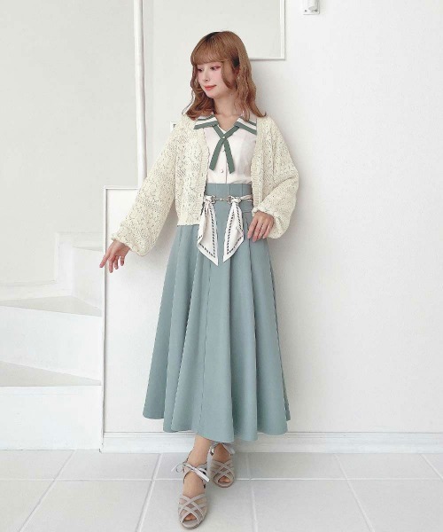 F i.n.t（フィント）の「フラワー釦透かし編みニットカーディガン（カーディガン/ボレロ・レディース・アイボリー/コーラルピンク/ブルー・FREE）」の15枚目の写真