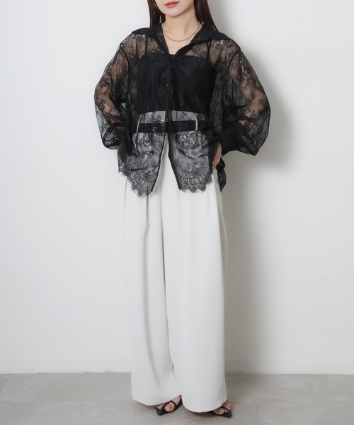 Riberry（リベリー）の「裾スカラップレースシアーシャツ（シャツ/ブラウス・レディース・オフホワイト/ブラック・FREE）」の14枚目の写真