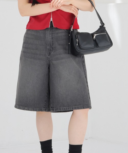 Honeys(ハニーズ)の「デニムハーフパンツ(デニムパンツ・レディース・ブルー系その他3/ブラック系その他/ライトグレー/ブルー系その他・L/LL/M/S/SS)」の8枚目の写真