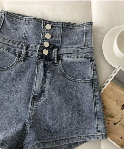 Lips(リップス)の「バックレースアップ ハイウエストデニムショートパンツ(デニムパンツ・レディース・ブルー・M/S)」の3枚目の写真