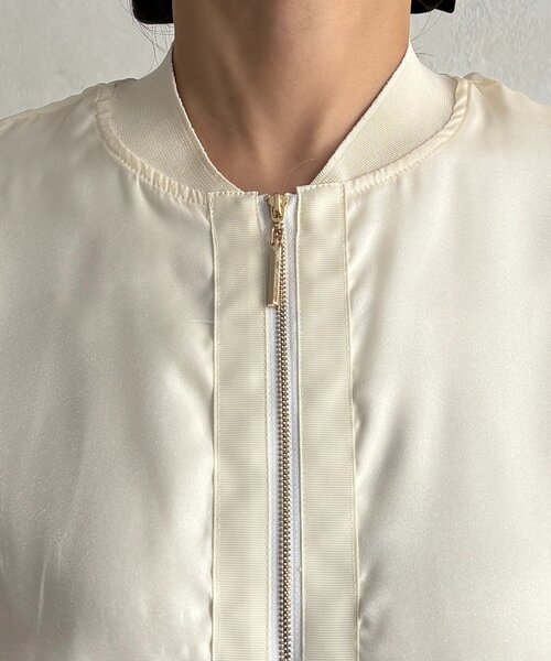 un dix cors（アンディコール）の「光沢シアーブルゾン（ブルゾン・レディース・ベージュ/ブラック/オフホワイト・FREE）」の13枚目の写真