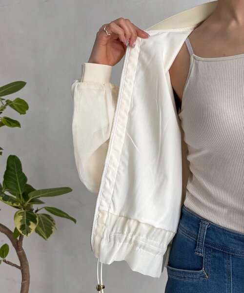 un dix cors（アンディコール）の「光沢シアーブルゾン（ブルゾン・レディース・ベージュ/ブラック/オフホワイト・FREE）」の16枚目の写真