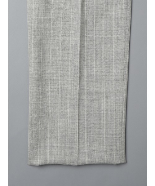 SUIT SQUARE（スーツスクエア）の「GOOVI／タックストレートパンツ／SUPER100'sウールトロピカル／ワイドストライプ（スーツパンツ・メンズ・ライトグレー・1/2/3）」の7枚目の写真