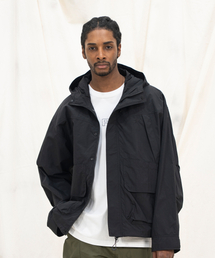 LIGHTWEIGHT NYLON RIPSTOP OUT POCKET HOODED SHELL JACKET - BLACK
