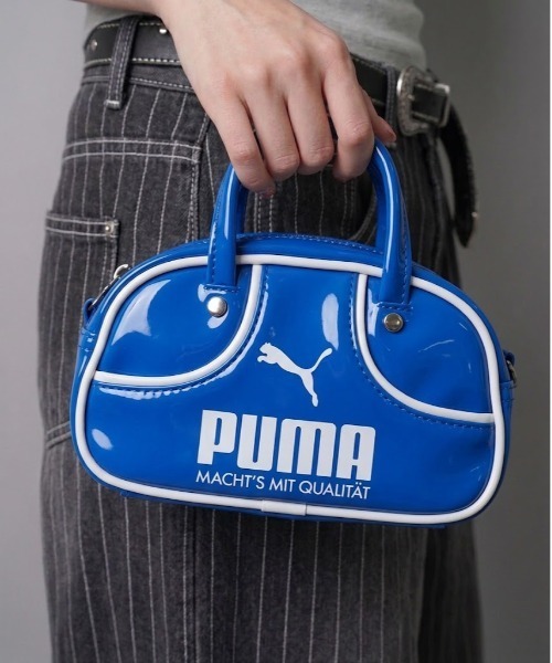 PUMA(プーマ)の「【PUMA/プーマ】エナメルボストンバッグ/ショルダーバック 1976 マイクロ グリップバッグ 1L(ボストンバッグ・レディース・グリーン/ピンク/レッド/ホワイト/ブルー・ONESIZE)」の4枚目の写真