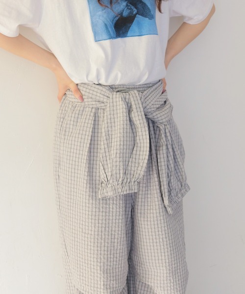 cheriella(シェリエラ)の「【cheriella】チェック柄レイヤードイージーパンツ CHECK LAYERED EASY PANTS(その他パンツ・レディース・アイボリー/グレー・FREE)」の1枚目の写真