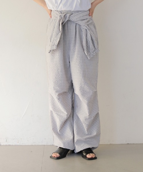 cheriella(シェリエラ)の「【cheriella】チェック柄レイヤードイージーパンツ CHECK LAYERED EASY PANTS(その他パンツ・レディース・アイボリー/グレー・FREE)」の20枚目の写真