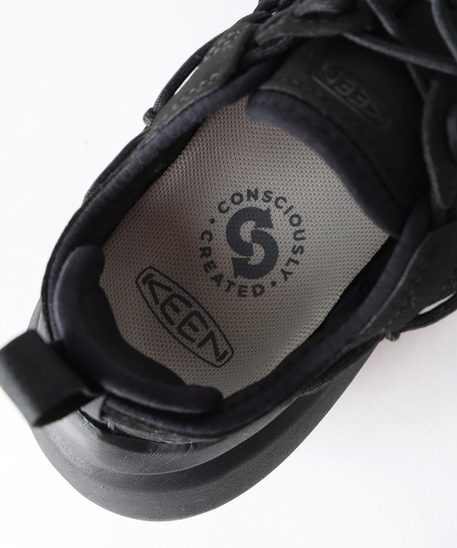 Spick & Span（スピックアンドスパン）の「KEEN / キーン UNEEK WK（サンダル・レディース・ブラック/ベージュ・25cm/24cm/23cm）」の14枚目の写真