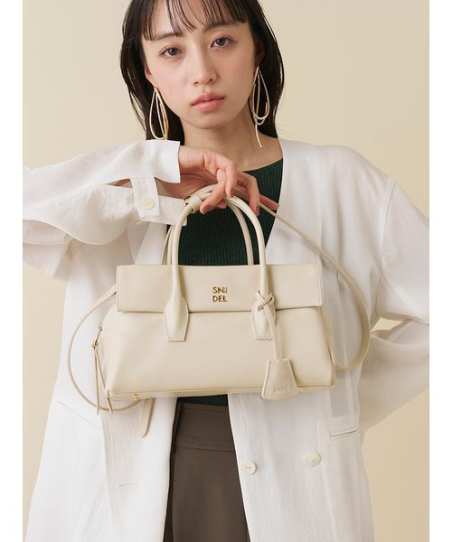 SNIDEL(スナイデル)の「フラップソフト2WAYボストン(ボストンバッグ・レディース・ブラウン/アイボリー/ブラック・F)」の9枚目の写真