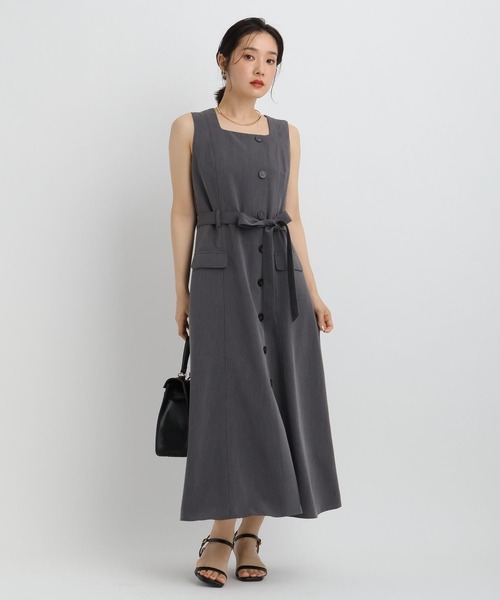 Andemiu(アンデミュウ)の「スクエアネックワンピース685206(ワンピース・レディース・チャコールグレー/ライトベージュ・SMALL/MEDIUM)」の3枚目の写真