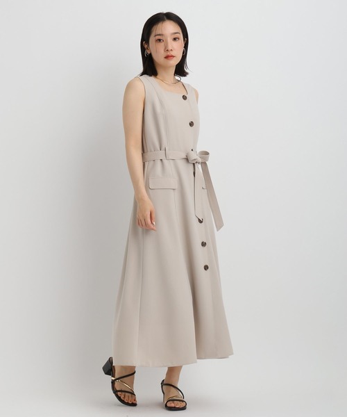 Andemiu(アンデミュウ)の「スクエアネックワンピース685206(ワンピース・レディース・チャコールグレー/ライトベージュ・SMALL/MEDIUM)」の7枚目の写真