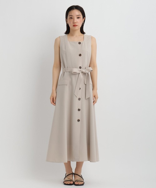 Andemiu(アンデミュウ)の「スクエアネックワンピース685206(ワンピース・レディース・チャコールグレー/ライトベージュ・SMALL/MEDIUM)」の9枚目の写真