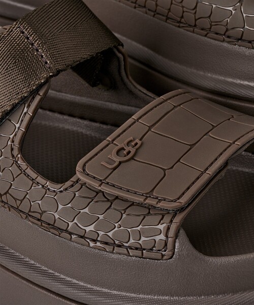 UGG(アグ)の「【UGG(アグ)】GOLDENGLOW Embossed / ゴールデングロウ エンボスト(サンダル・レディース・ダークブラウン・23.0cm/24.0cm/25.0cm)」の7枚目の写真