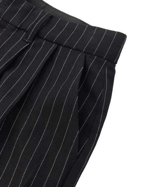 X-girl(エックスガール)の「STRIPED BUGGY SHORTS(その他パンツ・レディース・グレー/ブラック・S/M)」の6枚目の写真