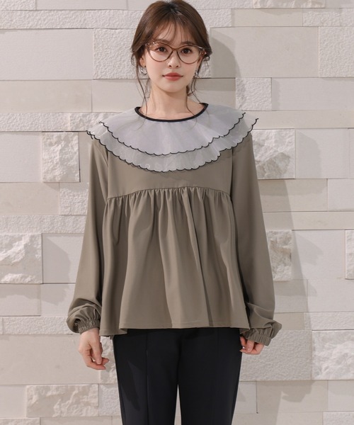 TeddyShop(テディショップ)の「【紫外線カット率99.9%以上/水陸両用セットアップ】長袖スカラップシアービッグカラーラッシュガードトップス+テーパードラッシュパンツ 上下2点セット レディース(ラッシュガード・レディース・アイボリー/ブラック/グレイッシュベージュ・L/S/M)」の9枚目の写真