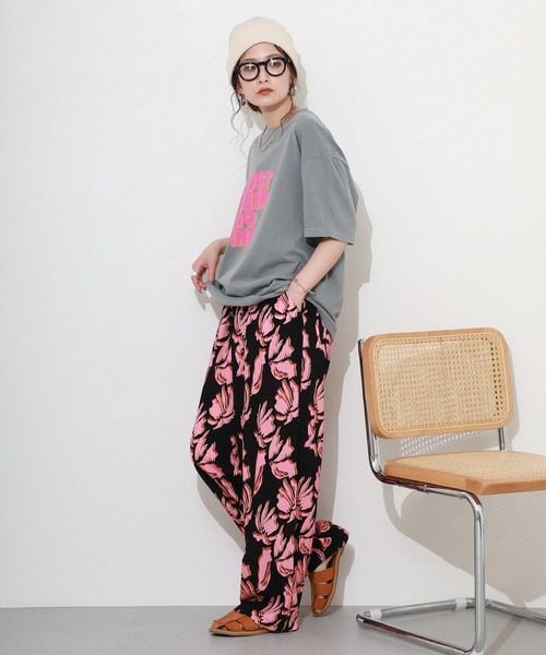 FUNALIVE（ファンアライブ）の「英字プリント半袖Tシャツ（Tシャツ/カットソー・レディース・パープル/ダークグレー/ホワイト・FREE）」の15枚目の写真