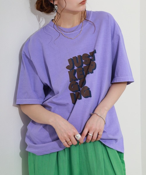 FUNALIVE（ファンアライブ）の「英字プリント半袖Tシャツ（Tシャツ/カットソー・レディース・パープル/ダークグレー/ホワイト・FREE）」の17枚目の写真