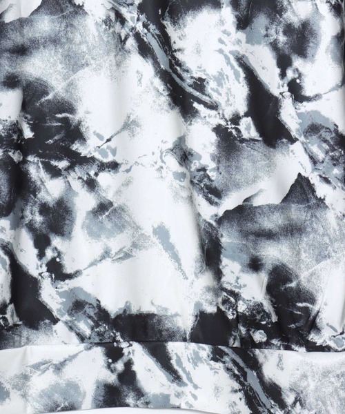 SITRY(シトリー)の「High Function All Over Print Zip Hoodie & Shorts/セットアップ 2点セット UVカットパーカー&ハーフパンツ マルチファンクション 接触冷感 ドライ ストレッチ ウォッシャブル ラッシュガード ルームウェア ワンマイルウェア パジャマ(セットアップ・メンズ・ブラック系その他3/ホワイト系その他2/ブラック系その他4/ホワイト系その他/ブラック系その他/ブラック系その他2・M/LL/L)」の16枚目の写真