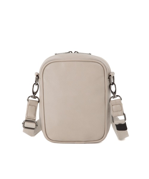 Champion（チャンピオン）の「チャンピオン ショルダーバッグ 5W30 2L 65282（ショルダーバッグ・メンズ・ブラック/ベージュ/グレー・FREE）」の15枚目の写真