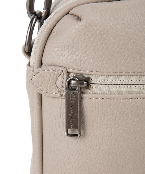 Champion（チャンピオン）の「チャンピオン ショルダーバッグ 5W30 2L 65282（ショルダーバッグ・メンズ・ブラック/ベージュ/グレー・FREE）」の11枚目の写真