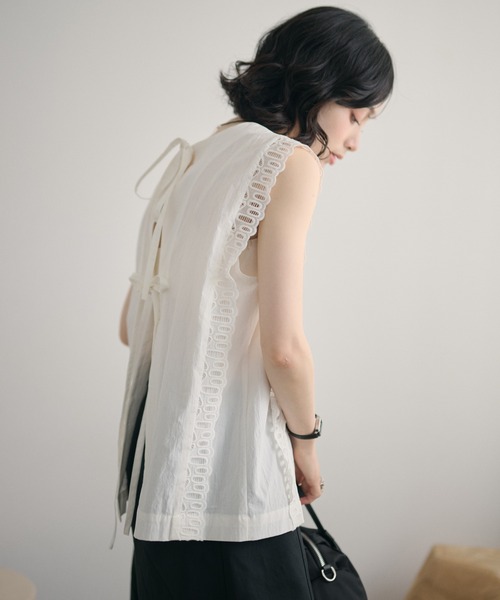 LAULEN(ローレン)の「ladder lace double ribbon multi way blouse /ラダーレースダブルリボンマルチウェイブラウス(シャツ/ブラウス・レディース・ホワイト/ブラック/ベージュ・FREE)」の14枚目の写真