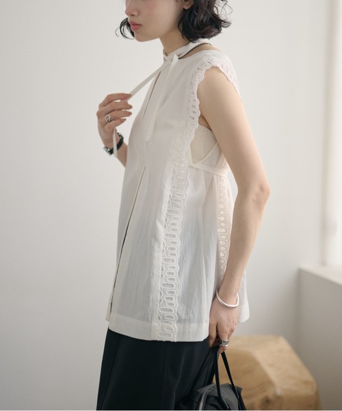 LAULEN(ローレン)の「ladder lace double ribbon multi way blouse /ラダーレースダブルリボンマルチウェイブラウス(シャツ/ブラウス・レディース・ホワイト/ブラック/ベージュ・FREE)」の18枚目の写真