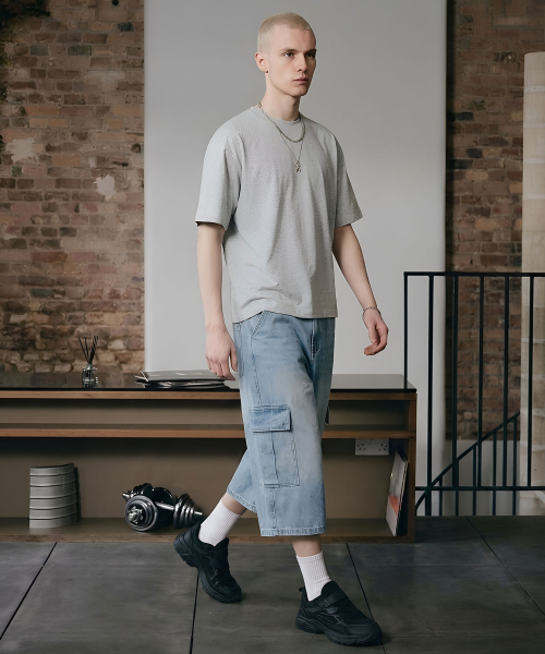 DWSE(ディーダブリューエスイー)の「カーゴハーフデニムパンツ(ライトブルー)(その他パンツ・メンズ・その他・SMALL/MEDIUM/LARGE/X-LARGE)」の4枚目の写真
